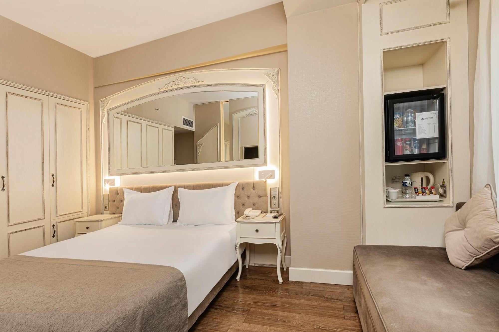 Yasmak Sultan Otel 4*